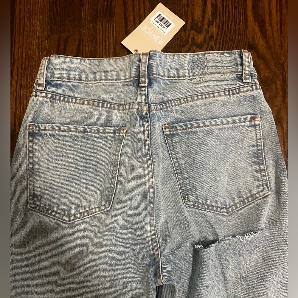 New!!! REVICE Straight Leg Ex-Boyfriend Jeans - Size 28 - Picture 6 of 6